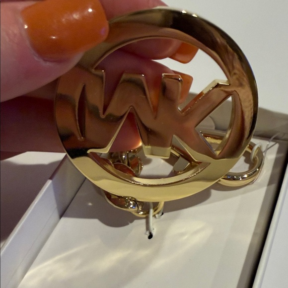 Michael Kors Gold Bag Charm/Keychain - Picture 4 of 7